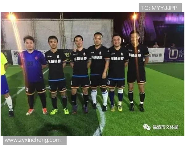 嘉伟足球明星的真实身份揭秘及其在足球界的影响力分析